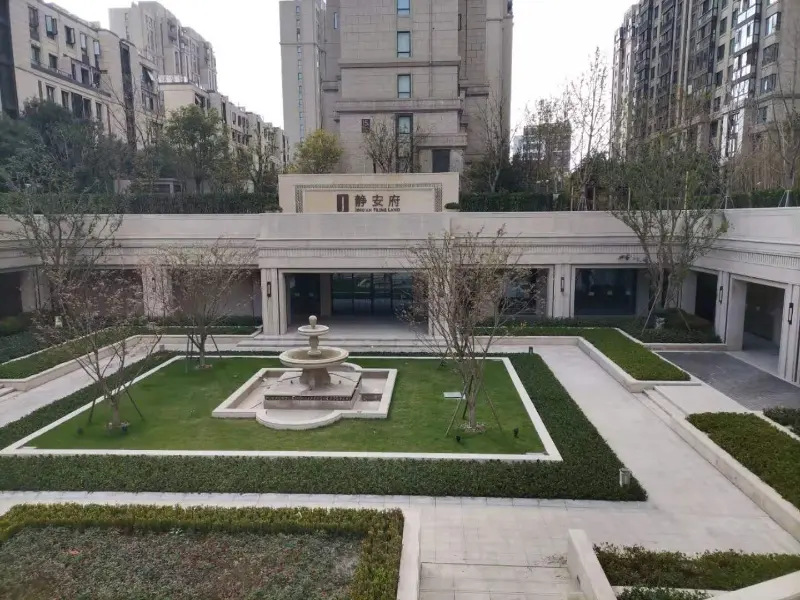 Blueway varmepumpe understøtter Shanghai Jing'an Mansion indendørs swimmingpoolprojekt med effektiv konstant temperaturløsning