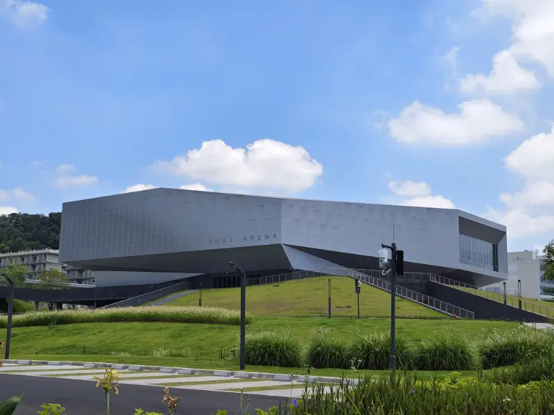 Blueway Heat Pump Project ved Shenzhen University of Advanced Technology (SUAT) Swimming Center